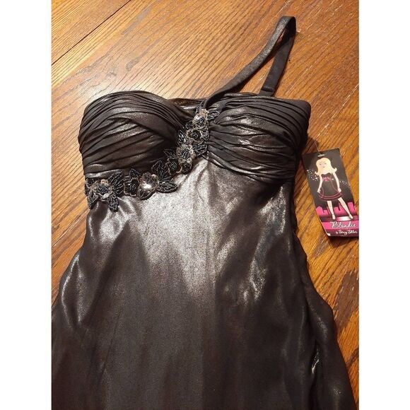 New Jr Size 3 Blondie Nights Sleeveless One Shoulder Formal SemiFormal Dress NWT - Picture 1 of 10